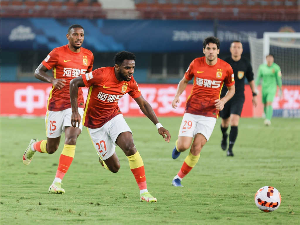 始终徘徊于 始终徘徊于