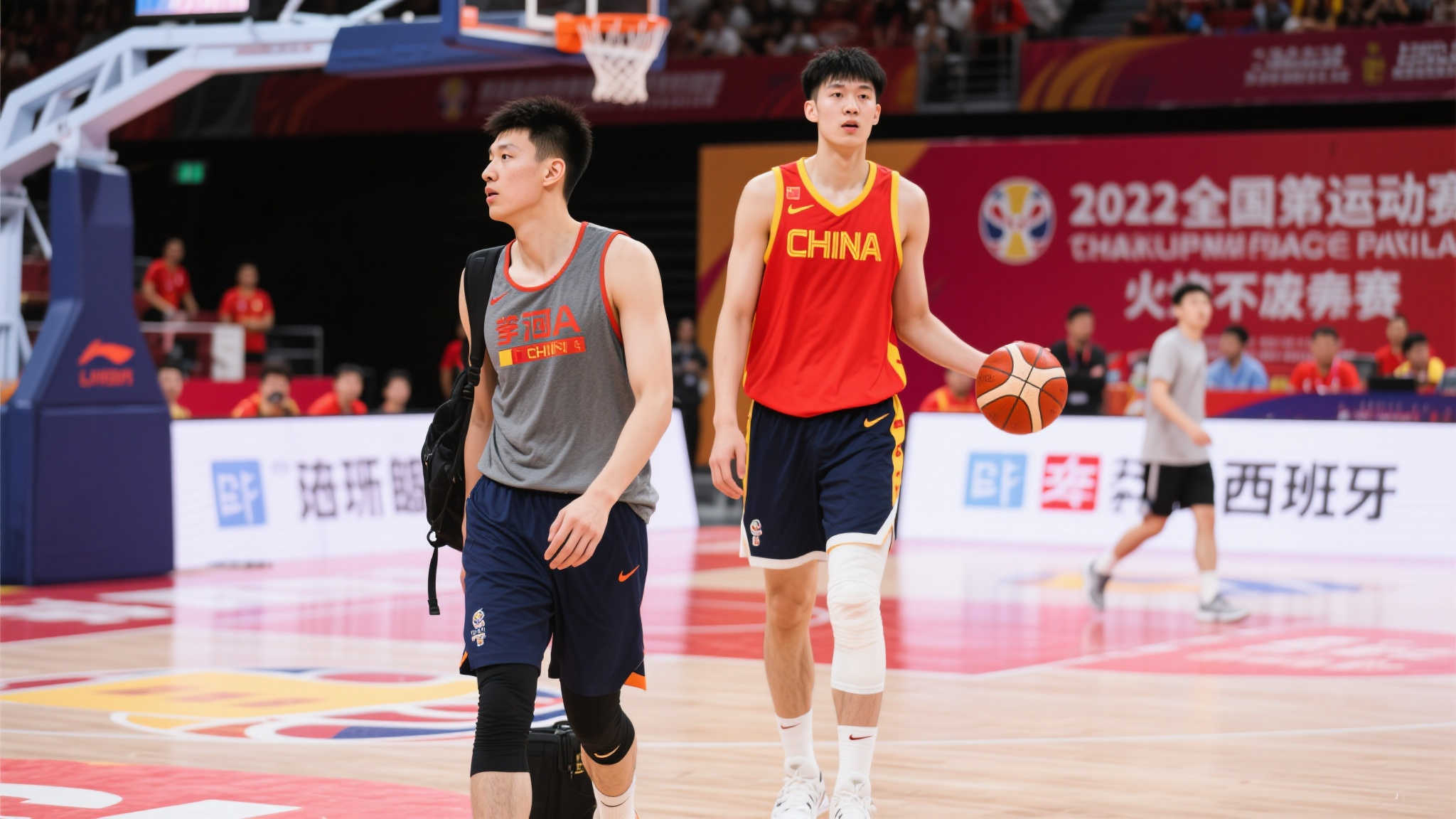 顾进攻和防 顾进攻和防